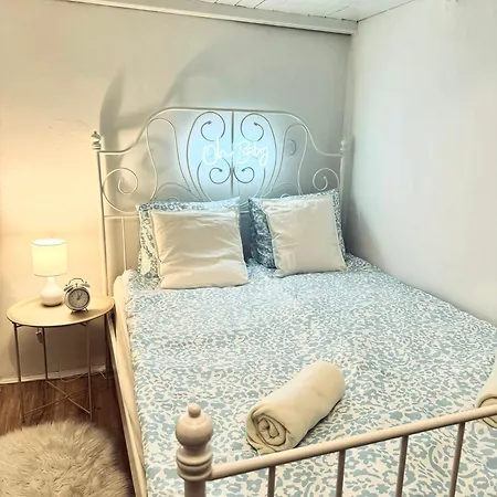 Lejlighed Cosy Hideaway *