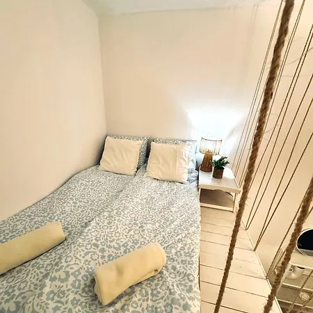 Cosy Hideaway *